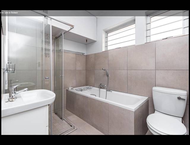2.5 BEDROOM FLAT TO LET IN GLENWOOD
